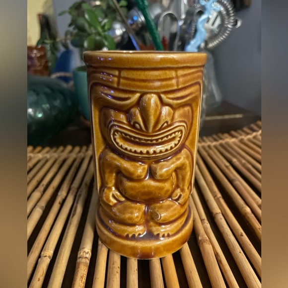 Vintage orchids of Hawaii tiki mug - Picture 1 of 4